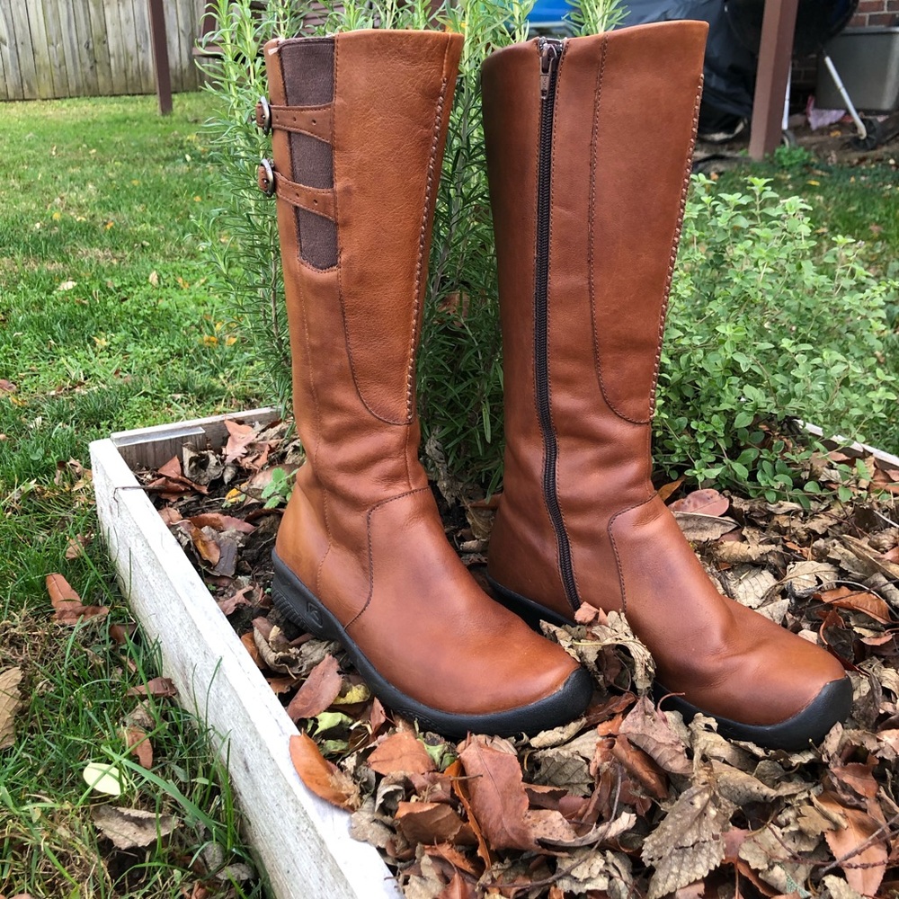 Ladies Keen Boots 8.5